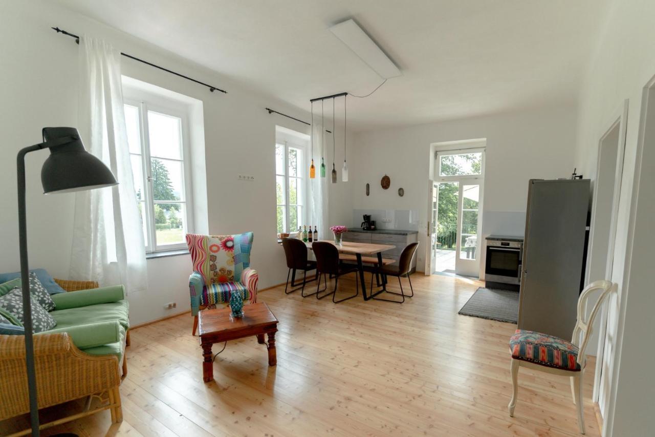 Villa Schwertfuehrer Velden am Wörther See Extérieur photo